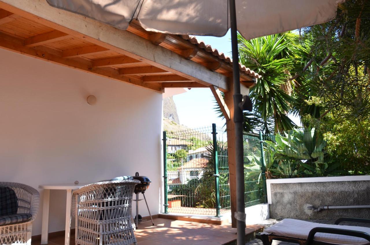 Casinha Do Paiol Villa Porto Da Cruz Exteriör bild